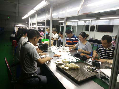 全力以赴，共渡難關(guān)