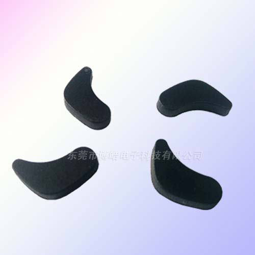 廠家長期供應(yīng)硅膠腳墊|硅膠墊片加工廠